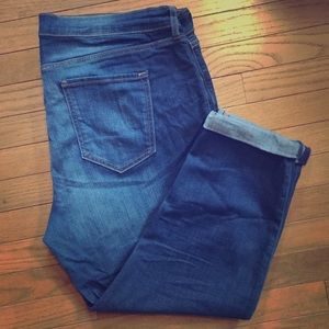 Old Navy Boyfriend Skinny Cropped Jeans